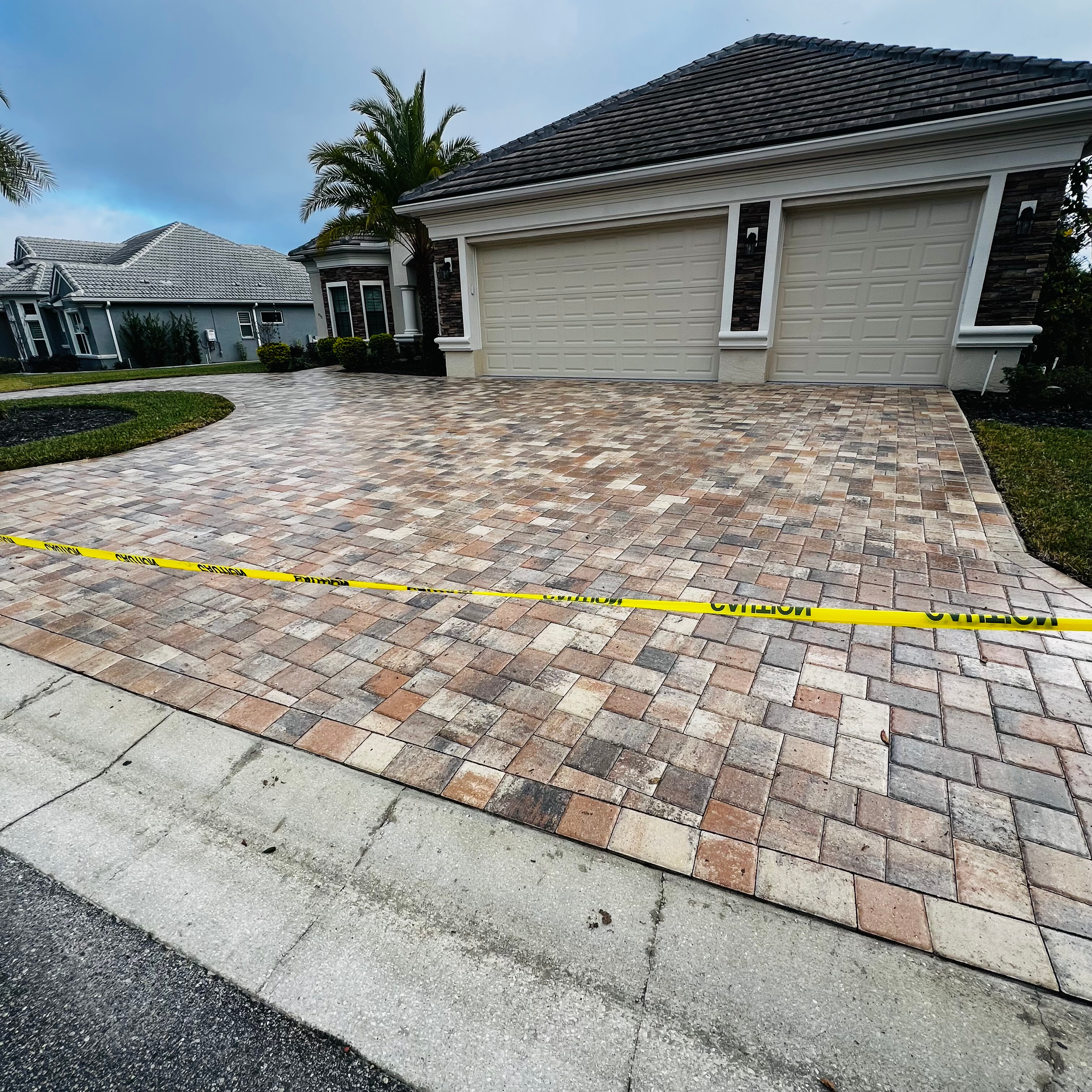driveway paver sealed terra vista fl brackell pressure washing.jpg